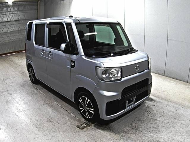 8573 DAIHATSU HIJET CADDIE LA700V 2018 г. (LAA Okayama)